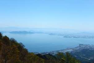 権現山からの景色。琵琶湖がとてもきれいに見えました。