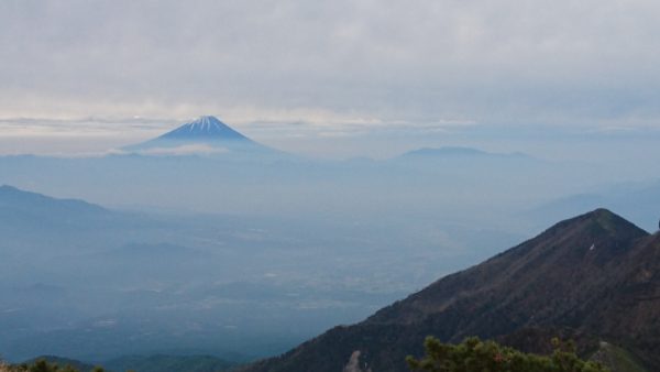 頂上から富士山